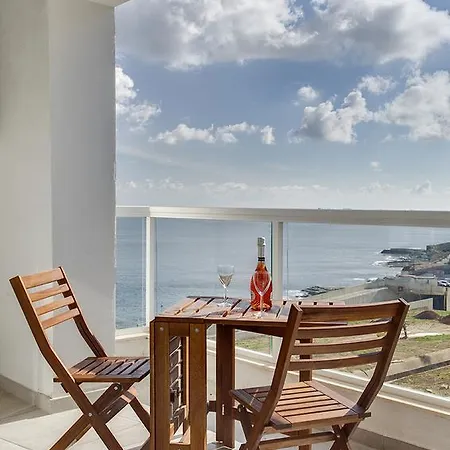Marvellous Seafront By Buena Vista Sliema